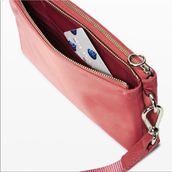 NWT Lululemon Now and Always Pouch Wrist Clutch Pink Savanna - Picture 12 of 13